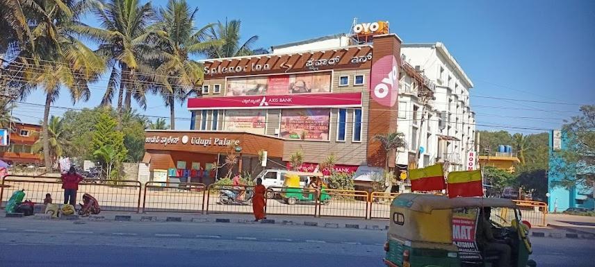 Western Silicon Hotel Kammasandra Exterior foto